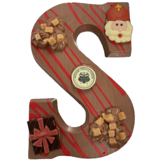 Luxe chocoladeletter met salted-caramel en karamelganache