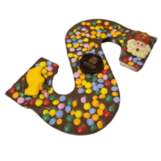Luxe chocoladeletter met smarties
